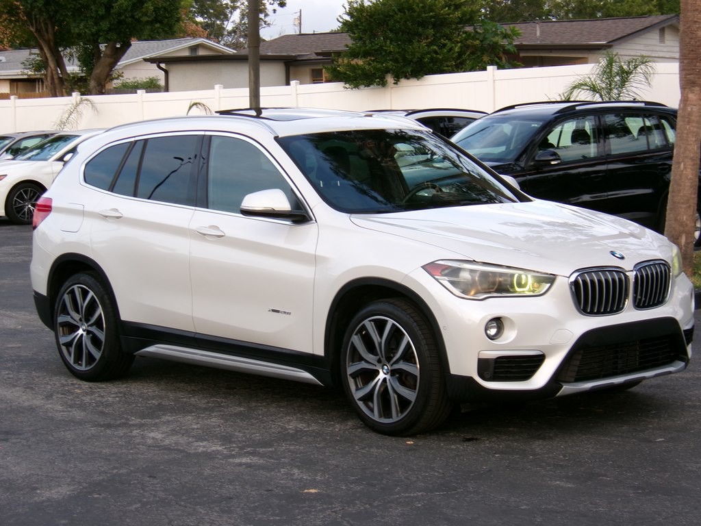 2016 BMW X1 Image 7