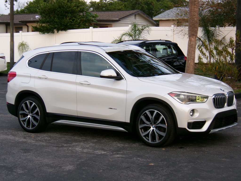 2016 BMW X1 Image 8
