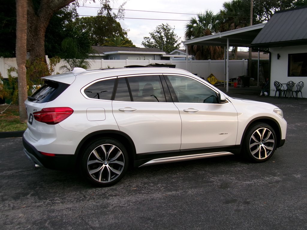 2016 BMW X1 Image 13