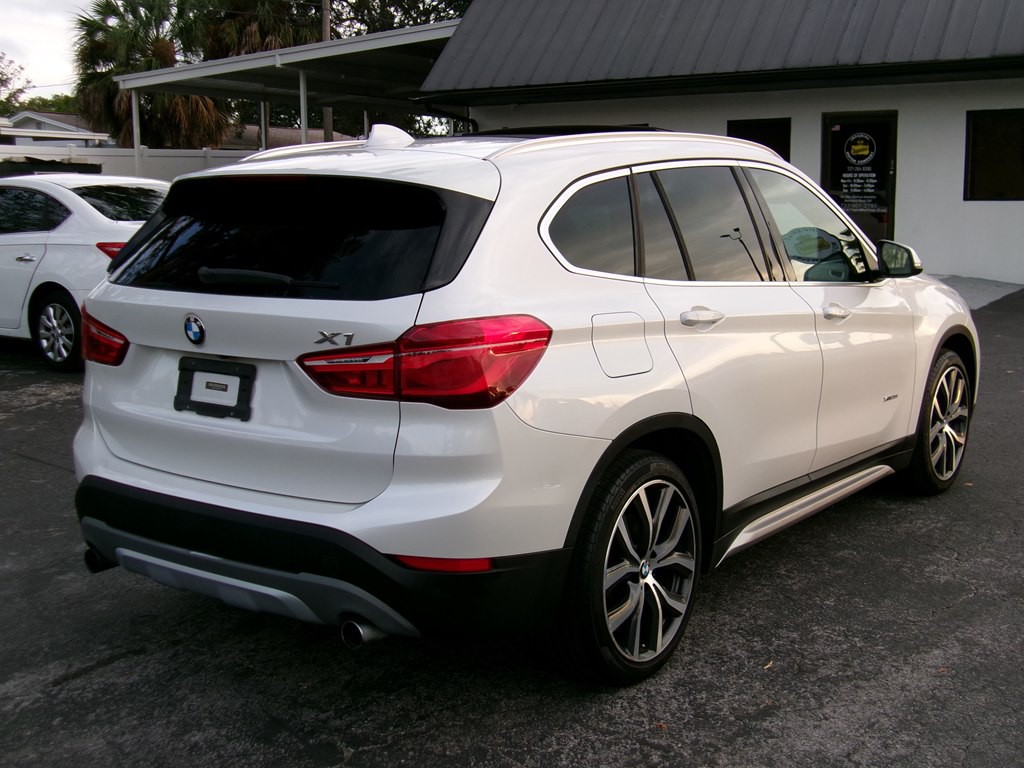 2016 BMW X1 Image 15