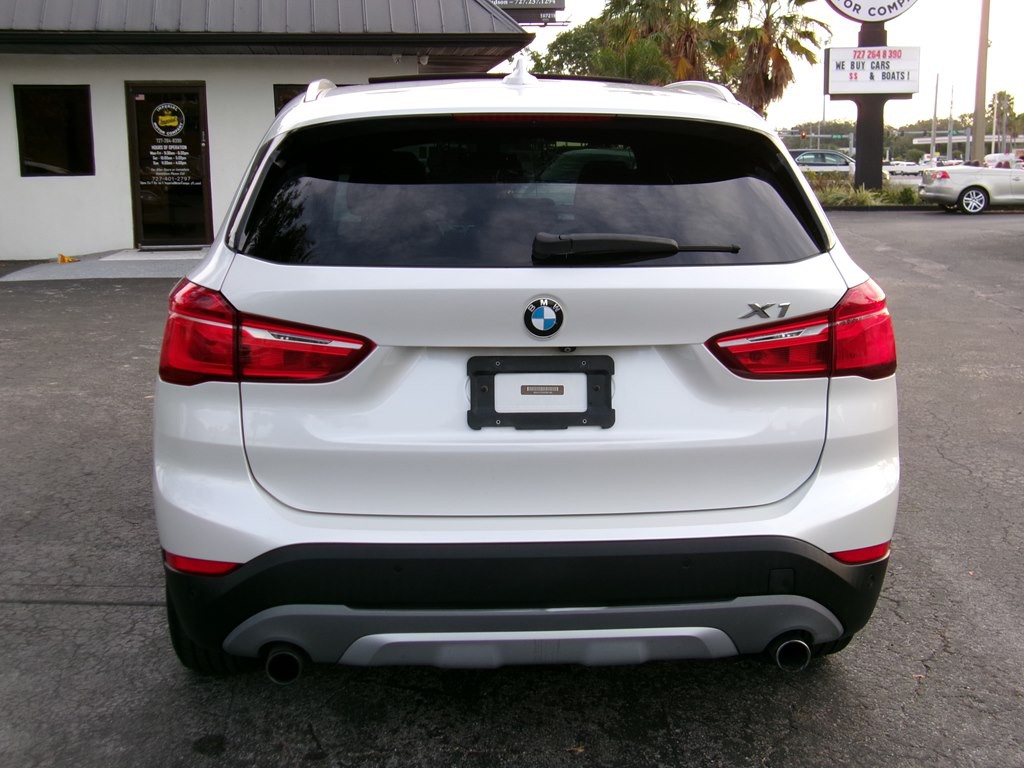 2016 BMW X1 Image 18