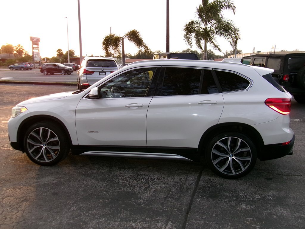 2016 BMW X1 Image 23