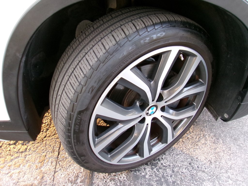 2016 BMW X1 Image 31