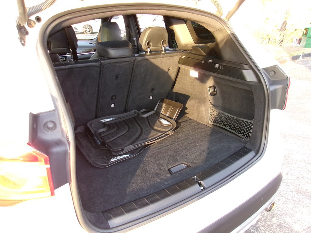 2016 BMW X1 Image 37