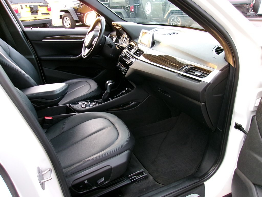 2016 BMW X1 Image 52