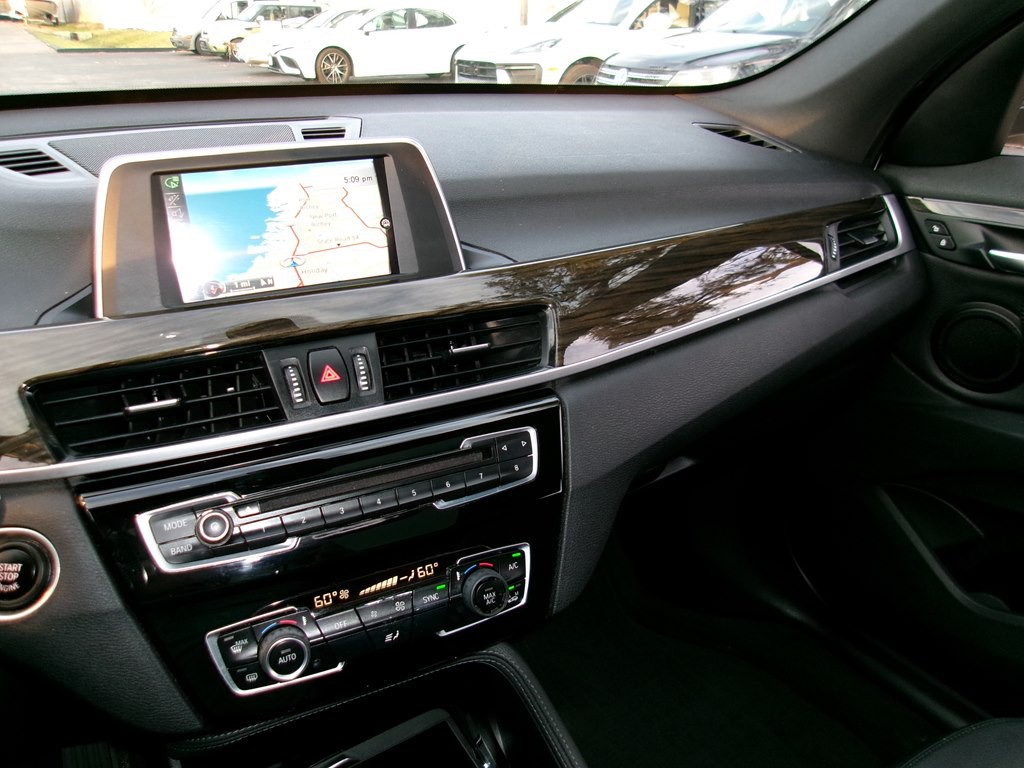 2016 BMW X1 Image 72