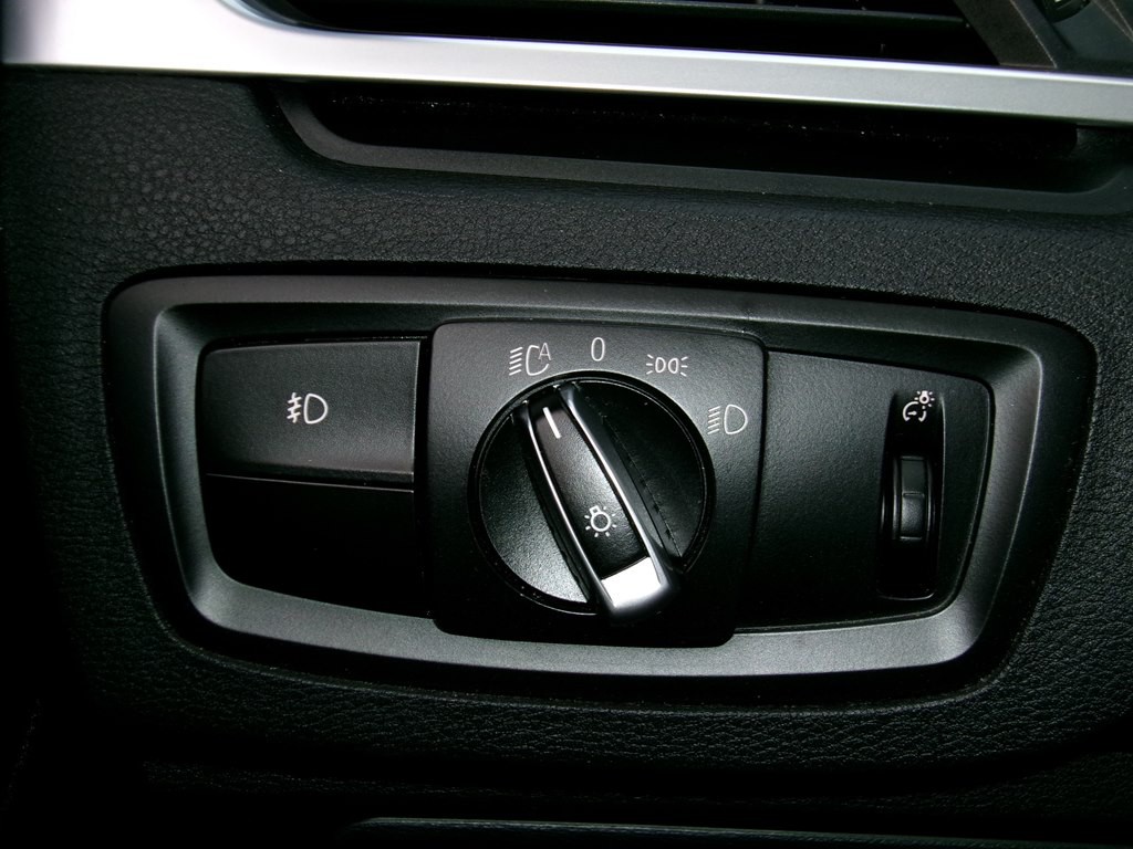 2016 BMW X1 Image 74