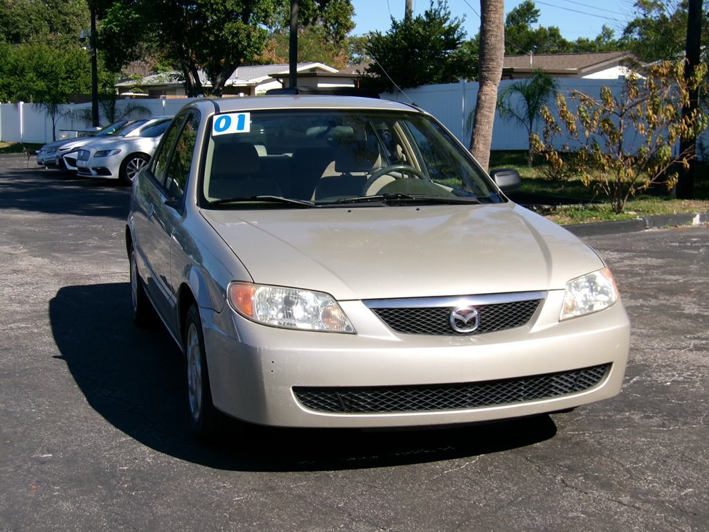 2001 Mazda Protege Image 6