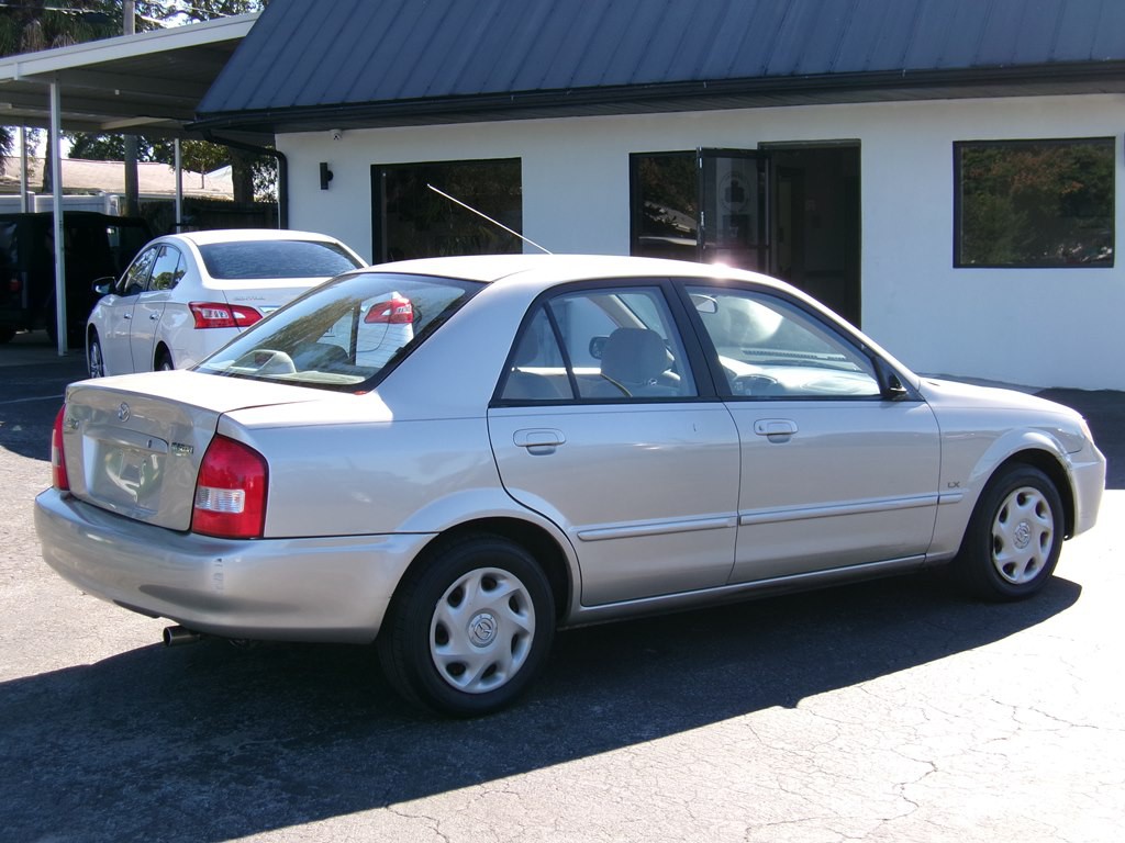 2001 Mazda Protege Image 13