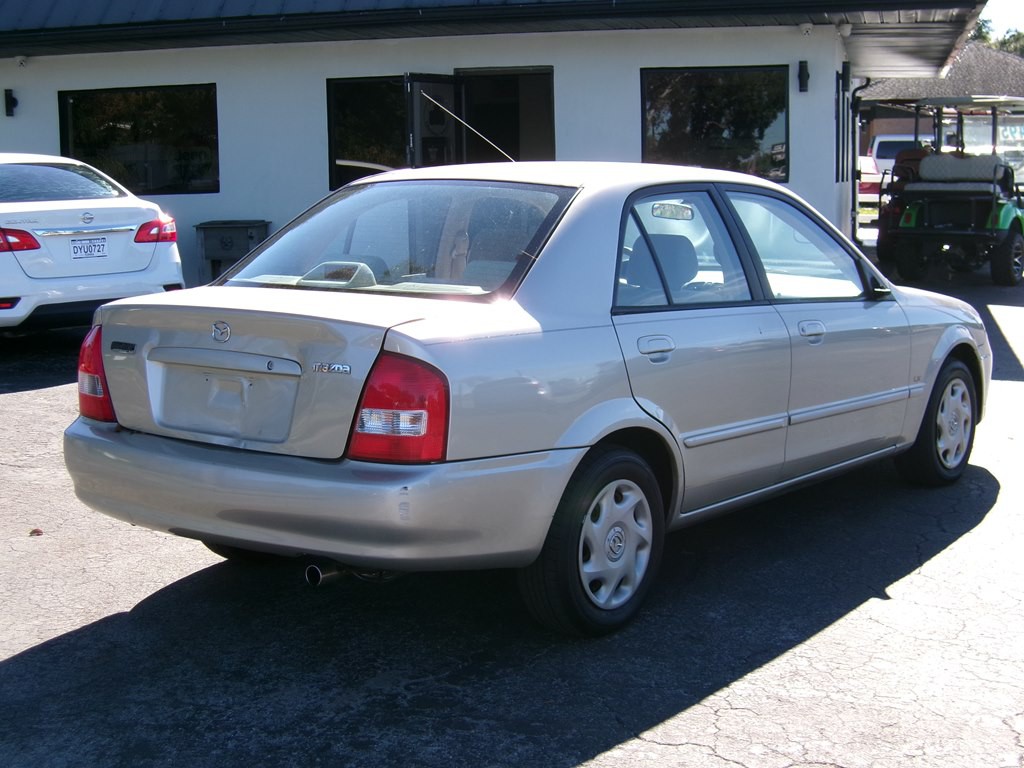 2001 Mazda Protege Image 14