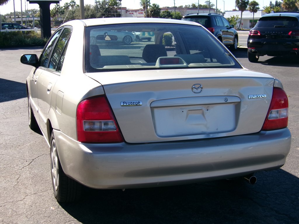 2001 Mazda Protege Image 18