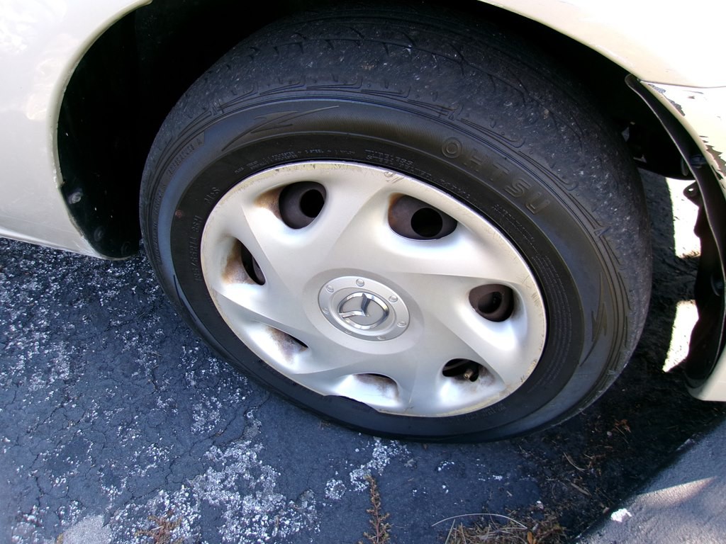 2001 Mazda Protege Image 29