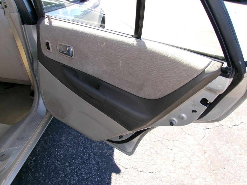 2001 Mazda Protege Image 44