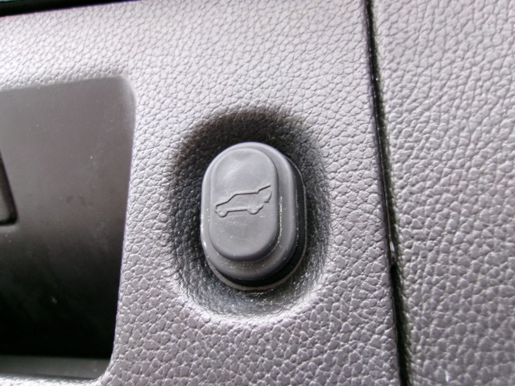 2016 Chevrolet Tahoe Image 45