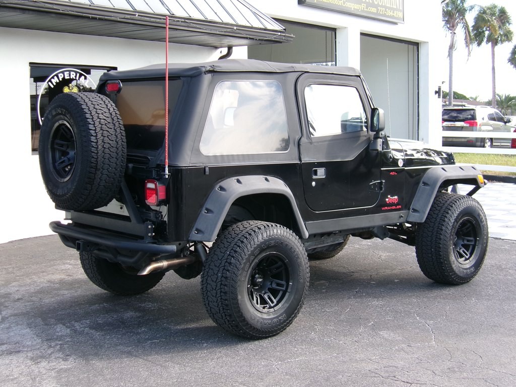 2005 Jeep Wrangler Image 14