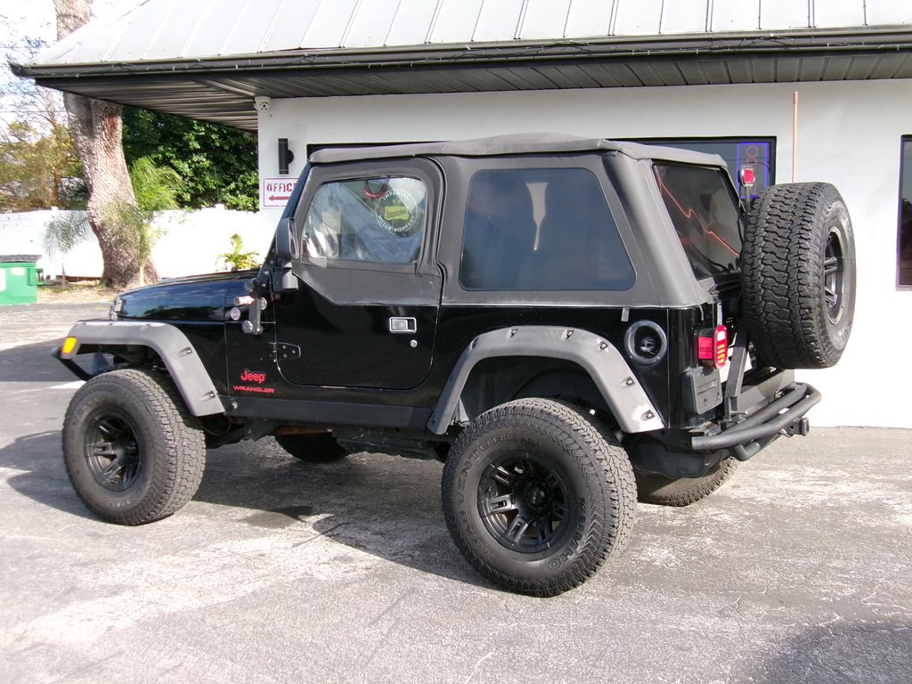 2005 Jeep Wrangler Image 22