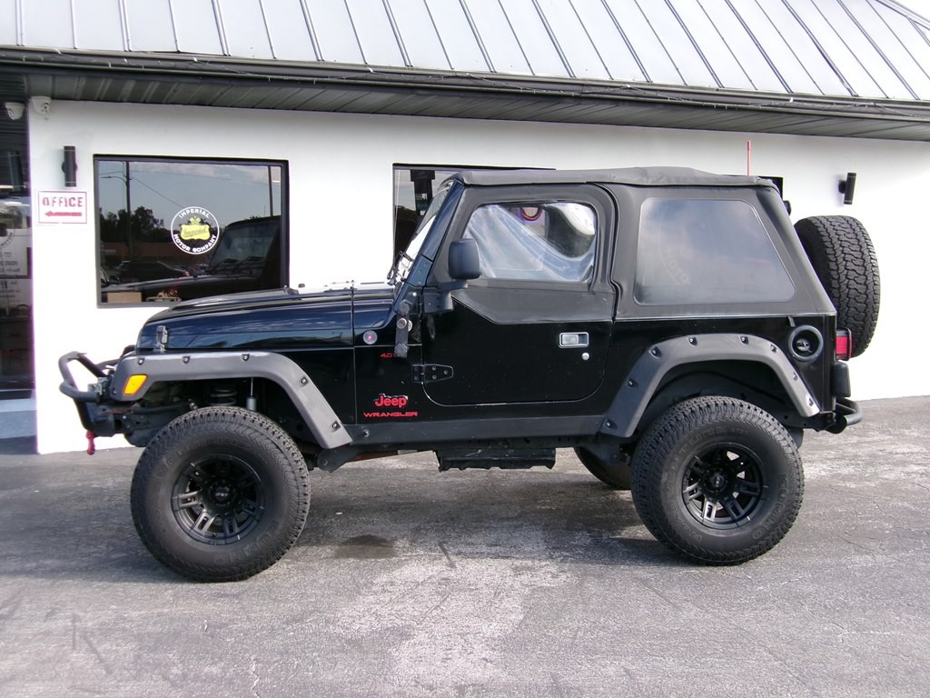 2005 Jeep Wrangler Image 24