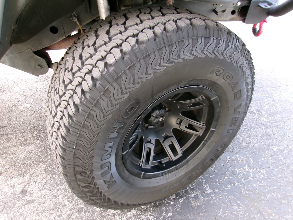 2005 Jeep Wrangler Image 30