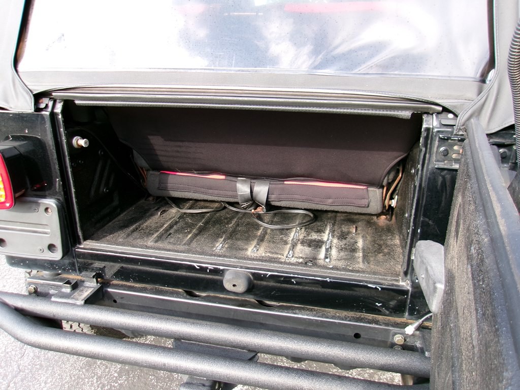 2005 Jeep Wrangler Image 39