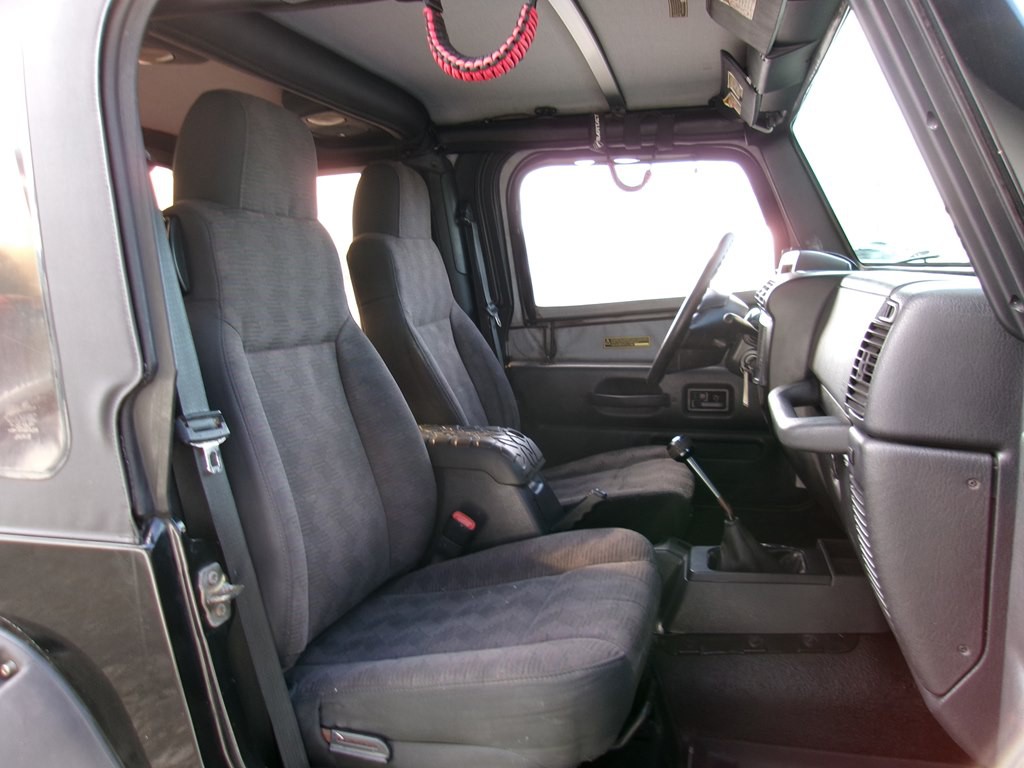 2005 Jeep Wrangler Image 44