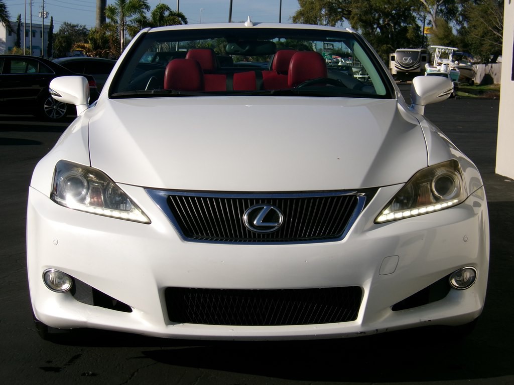 2014 Lexus IS Image 5