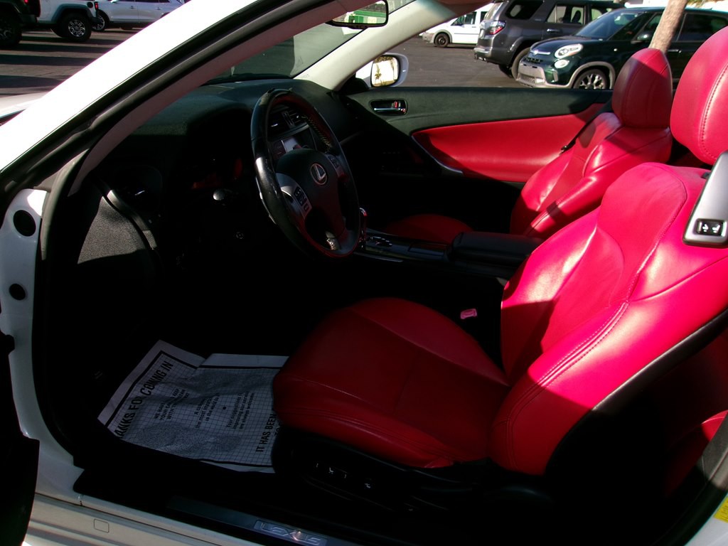 2014 Lexus IS Image 66