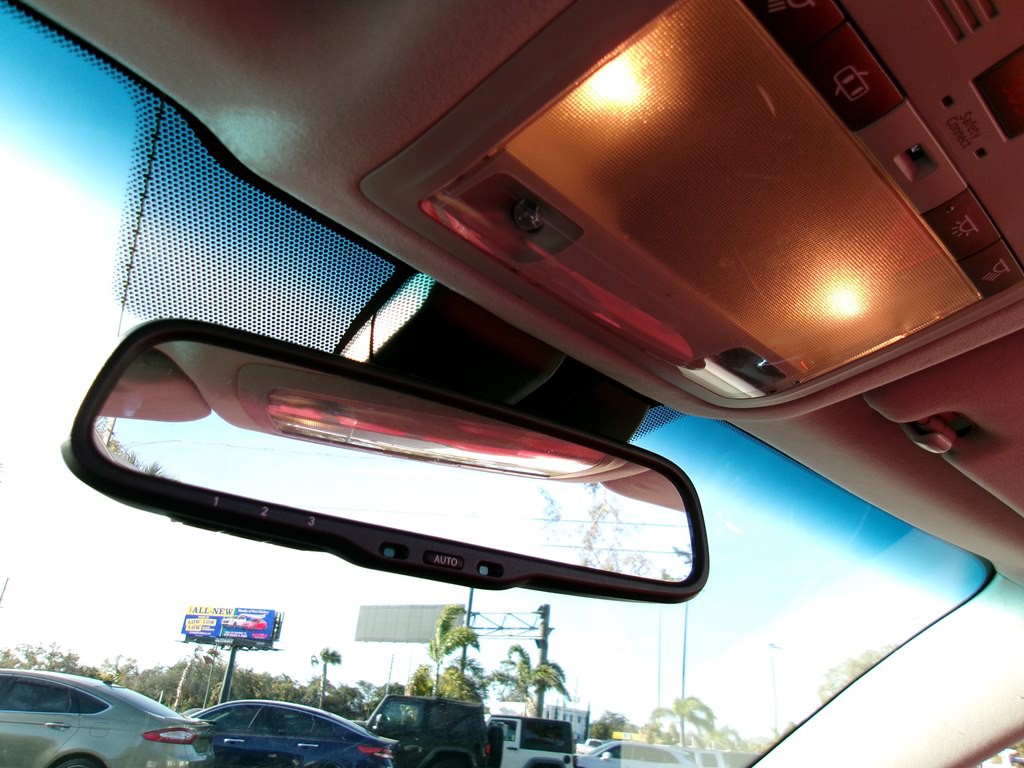 2014 Lexus IS Image 72