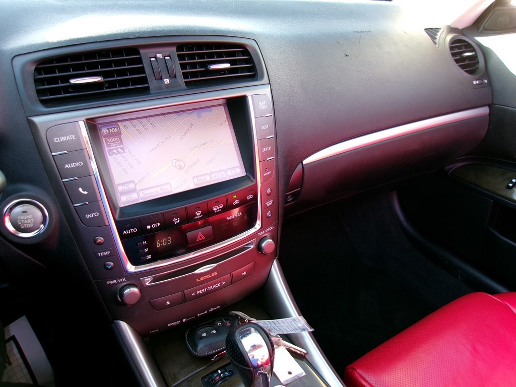 2014 Lexus IS Image 81