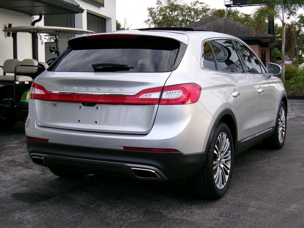 2017 Lincoln MKX Image 18