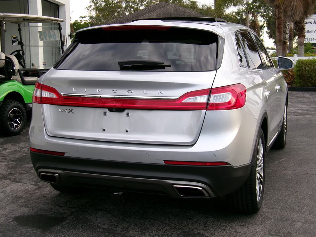 2017 Lincoln MKX Image 19