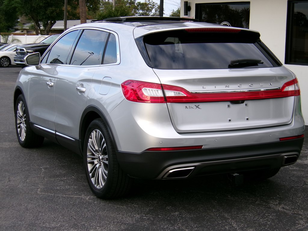 2017 Lincoln MKX Image 24