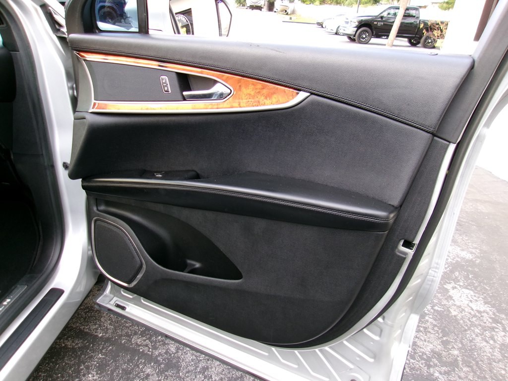 2017 Lincoln MKX Image 62