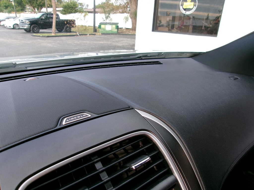 2017 Lincoln MKX Image 77