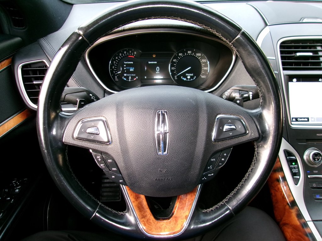 2017 Lincoln MKX Image 96