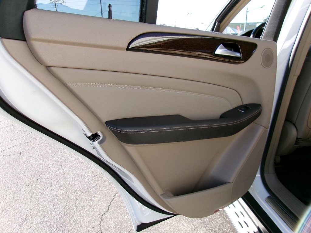 2014 Mercedes-Benz M-Class Image 52