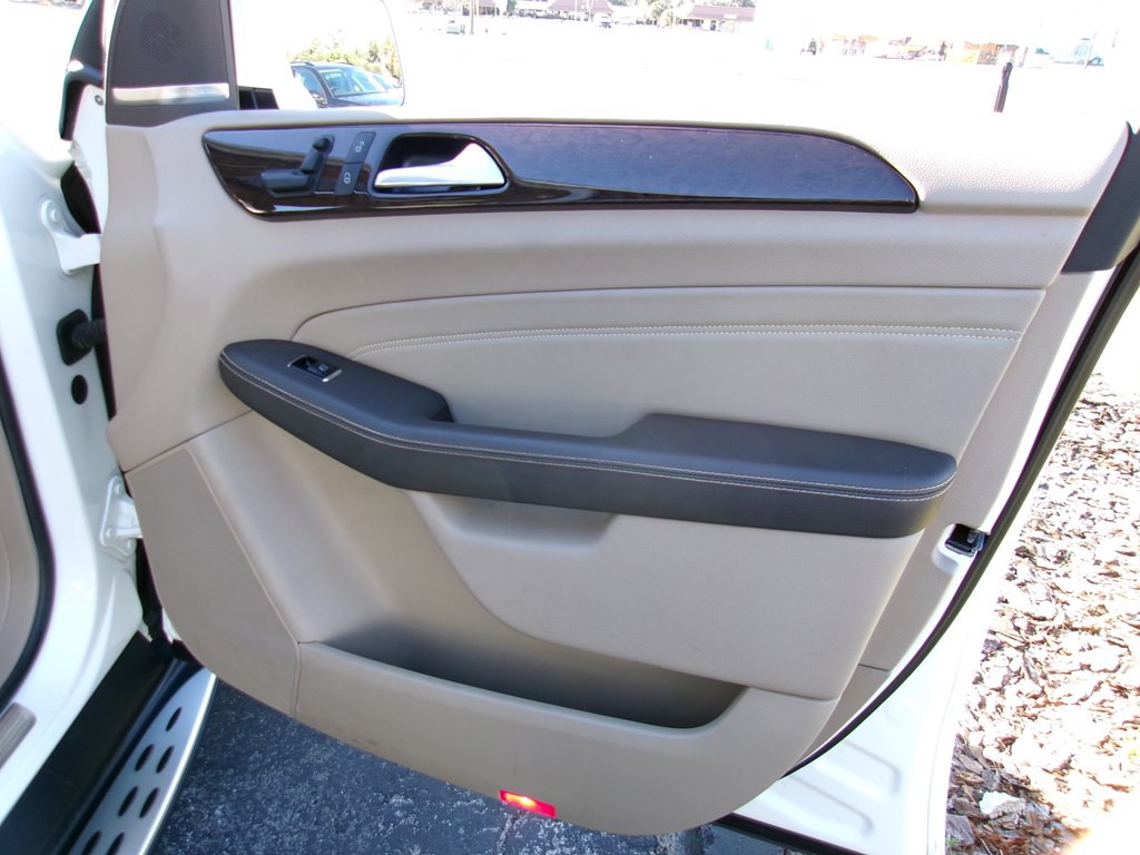 2014 Mercedes-Benz M-Class Image 59