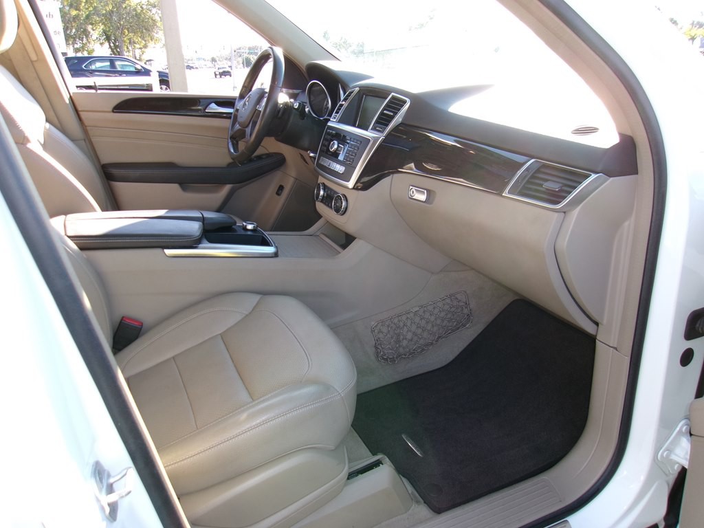 2014 Mercedes-Benz M-Class Image 60