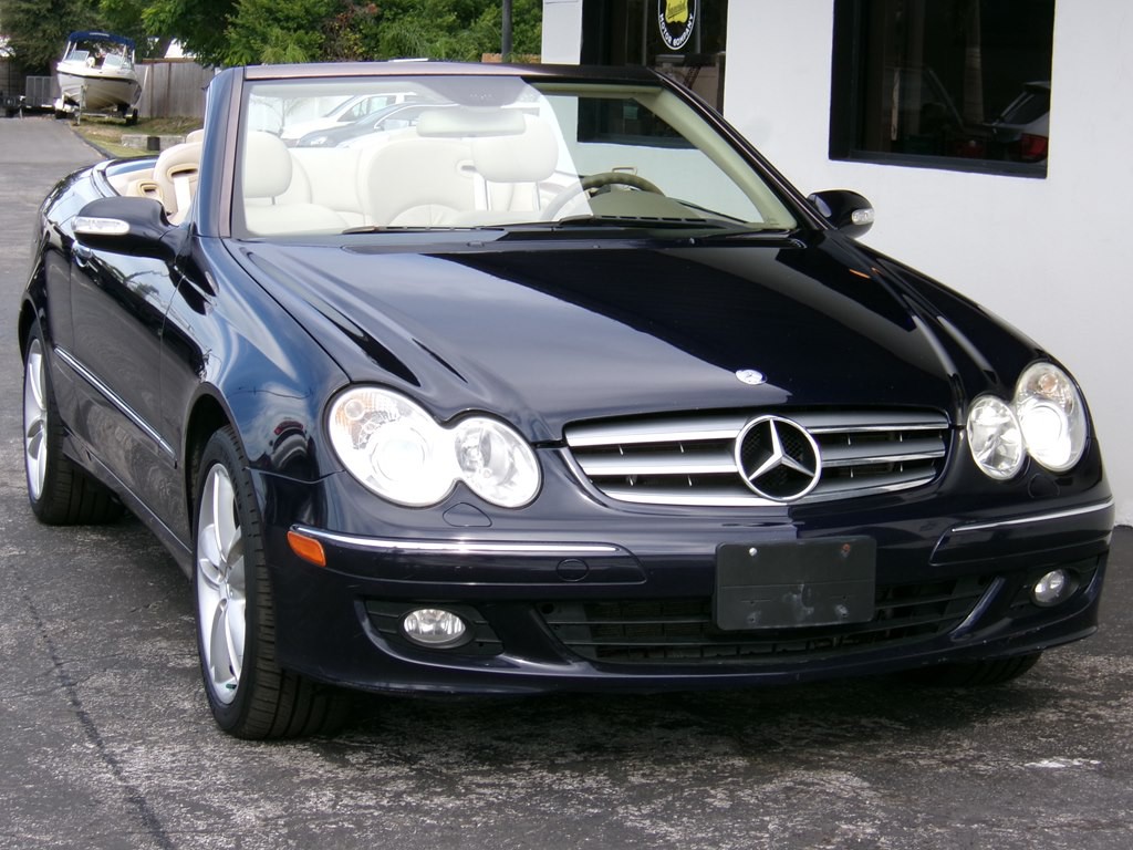 2006 Mercedes-Benz CLK-Class Image 7