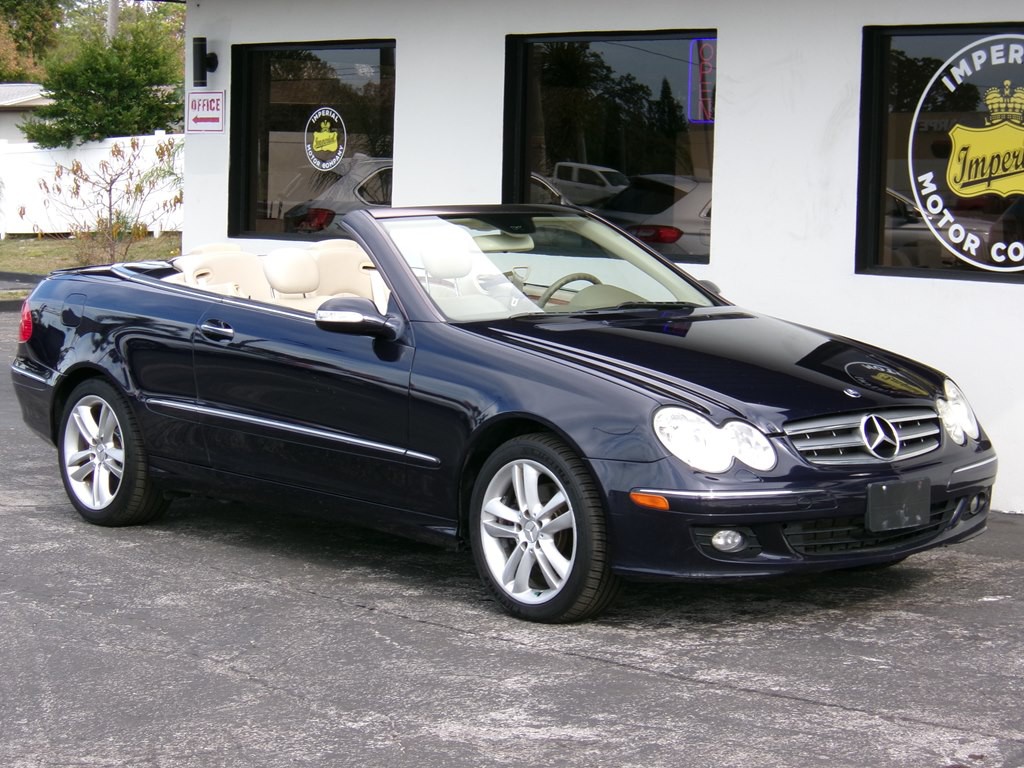 2006 Mercedes-Benz CLK-Class Image 9