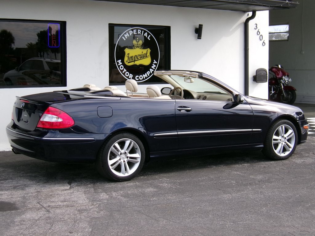 2006 Mercedes-Benz CLK-Class Image 16