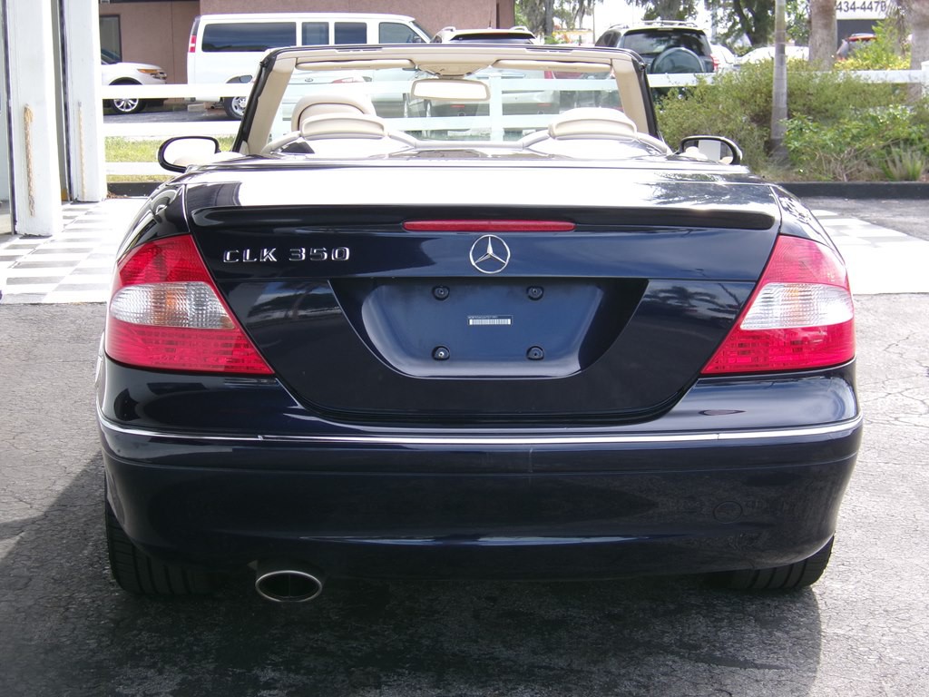 2006 Mercedes-Benz CLK-Class Image 21
