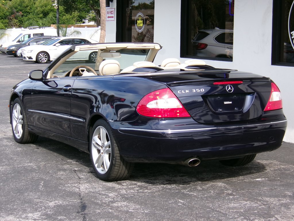 2006 Mercedes-Benz CLK-Class Image 24