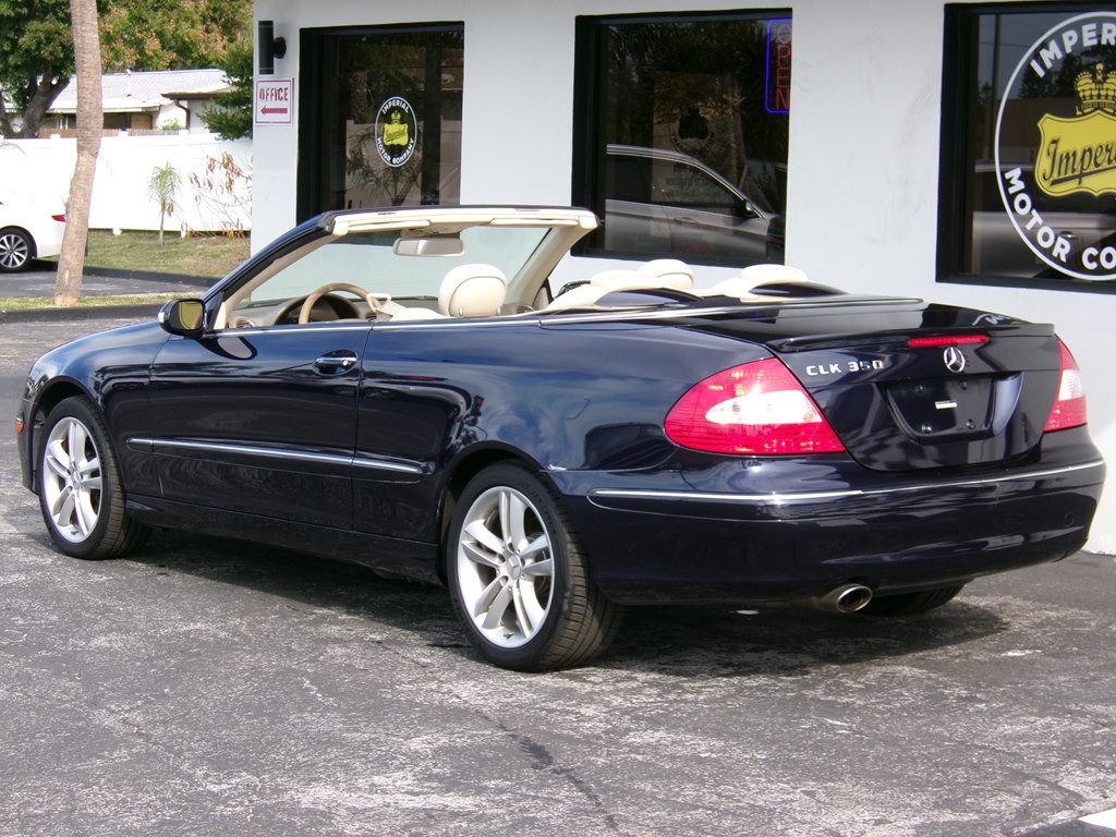 2006 Mercedes-Benz CLK-Class Image 25