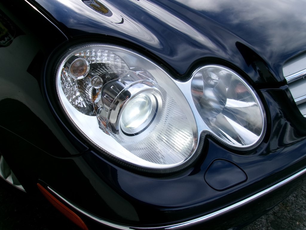 2006 Mercedes-Benz CLK-Class Image 36