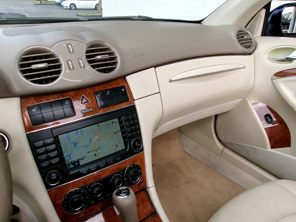 2006 Mercedes-Benz CLK-Class Image 51