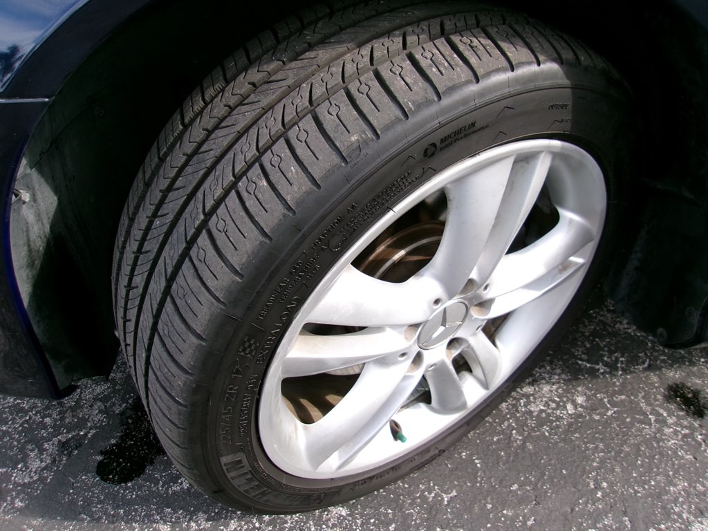 2006 Mercedes-Benz CLK-Class Image 52