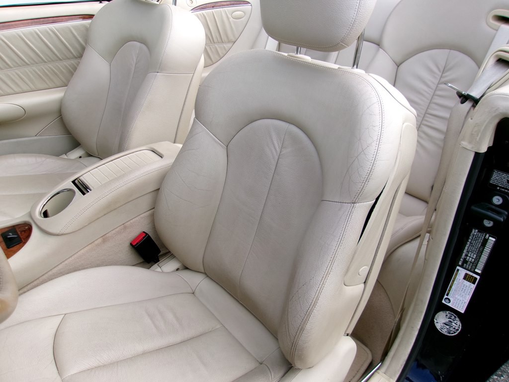 2006 Mercedes-Benz CLK-Class Image 90