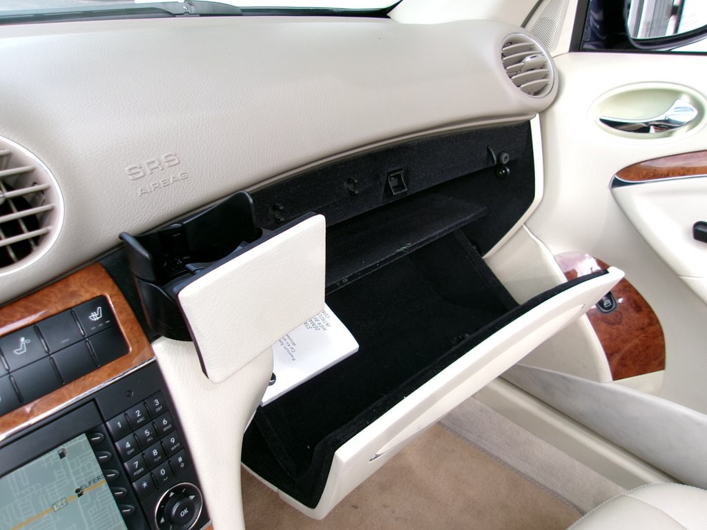 2006 Mercedes-Benz CLK-Class Image 100