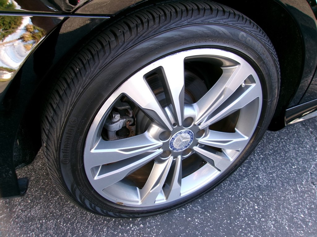 2014 Mercedes-Benz E-Class Image 38