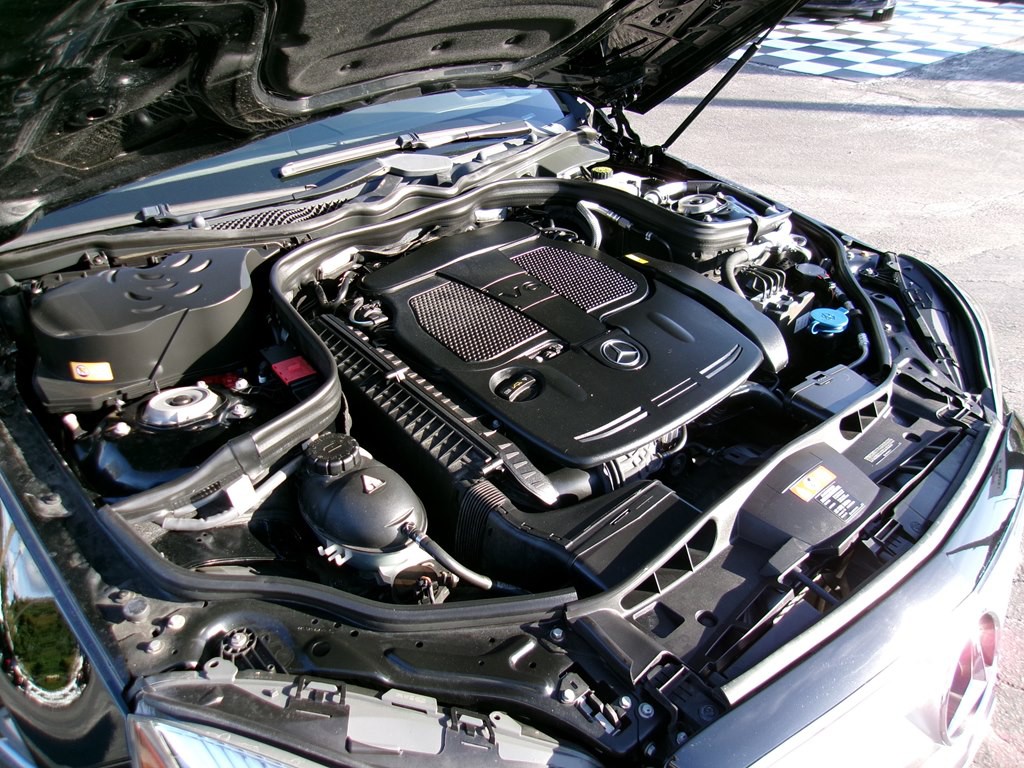 2014 Mercedes-Benz E-Class Image 40